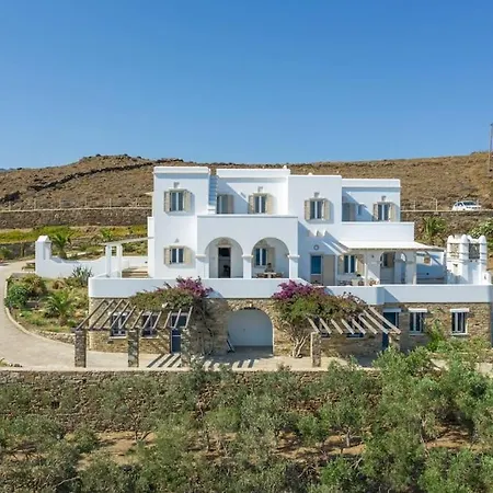 La Chapelle Ouest & Grand Agios Romanos