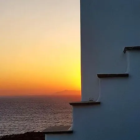 La Chapelle Ouest & Grand Agios Romanos